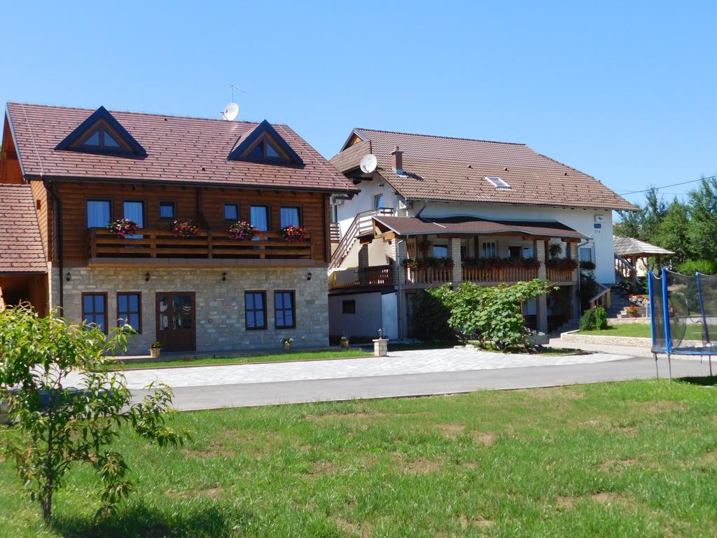 Guesthouse Sara Grabovac  Exterior foto